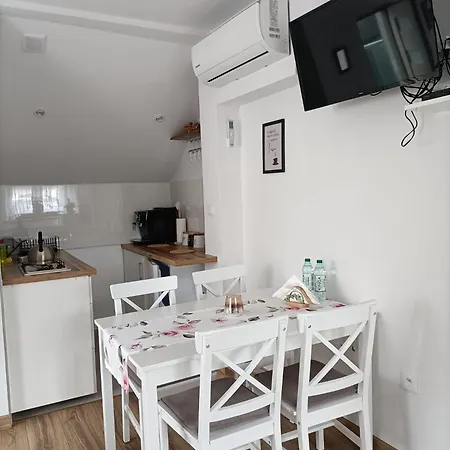 W Stodole Apartment