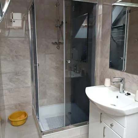 W Stodole Apartman Krościenko